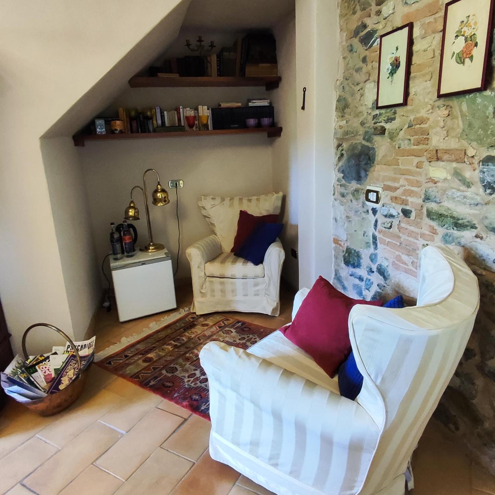 Agriturismo Podere Il Fornacino Santa Luce Extérieur photo
